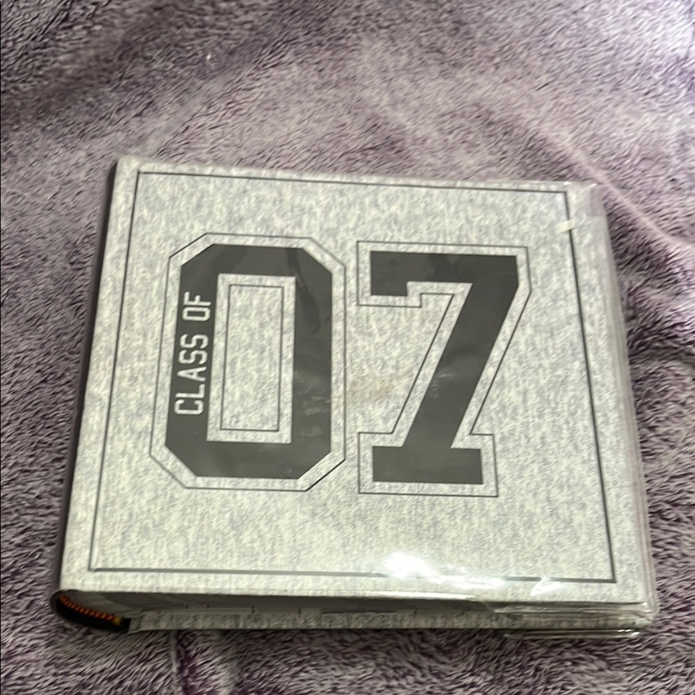 New, Never Been Used, Malden Gray Class of 07 Photo Album